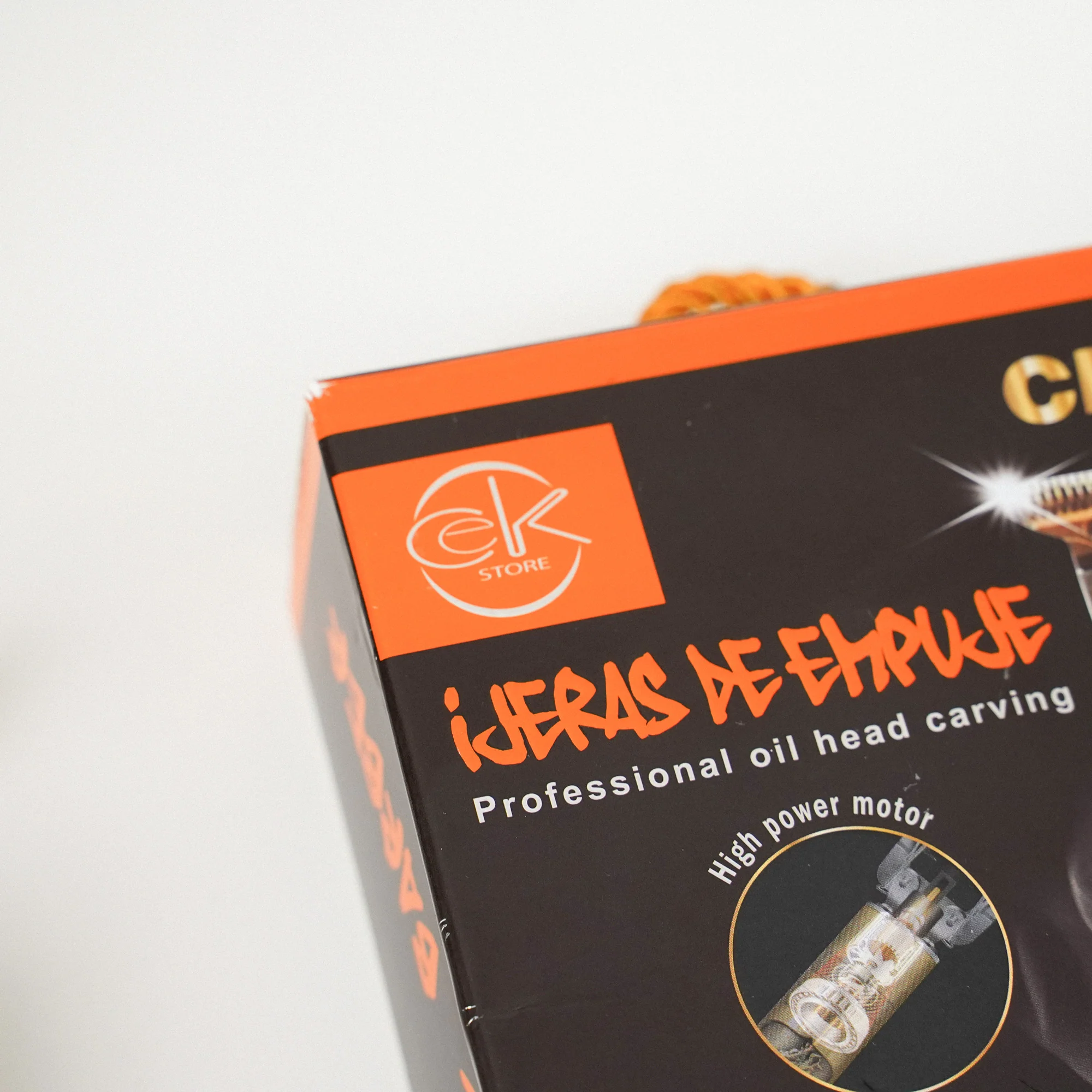 Rasoio elettrico digitale con display integrato resistente all'acqua - Image 4